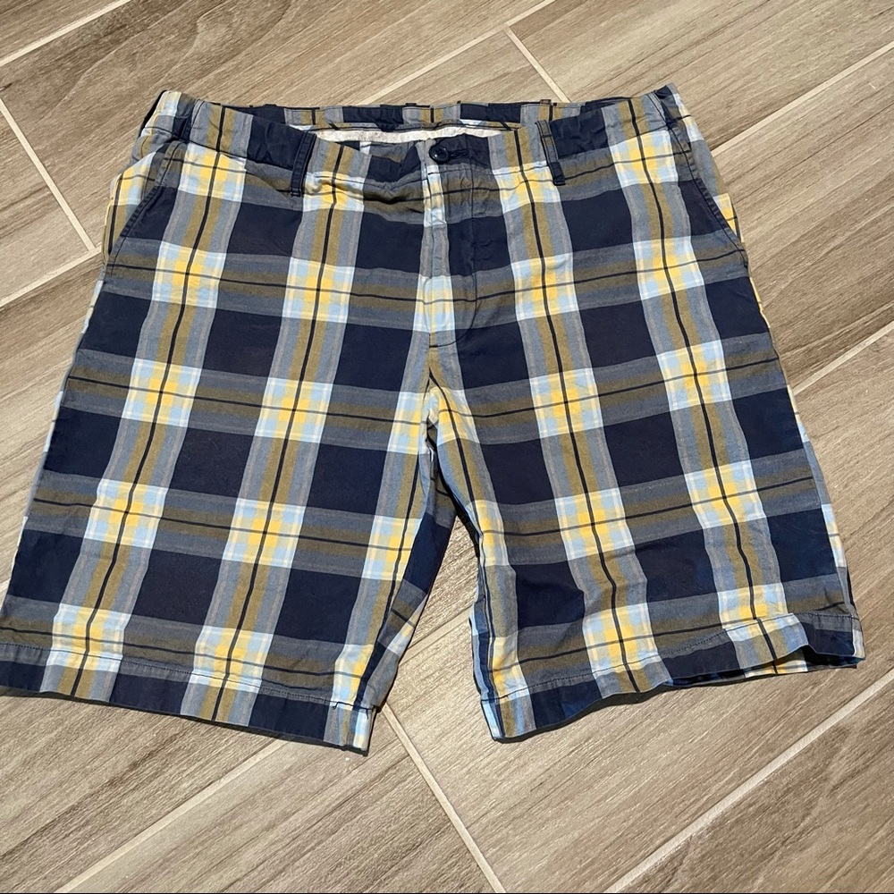 Lacoste Shorts LIKE NEW